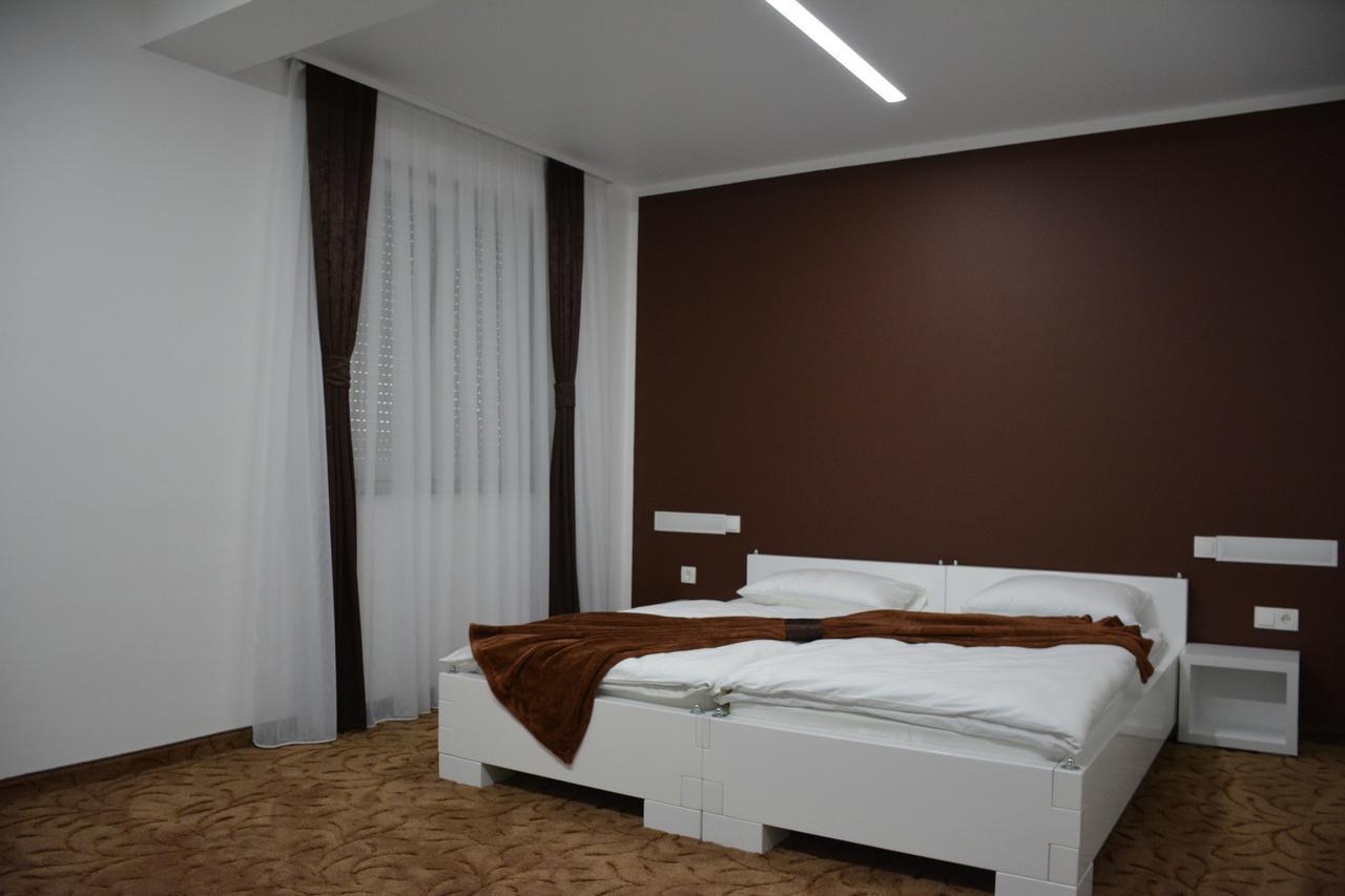Hotel Vrata Bosne Велика Кладуша Екстер'єр фото