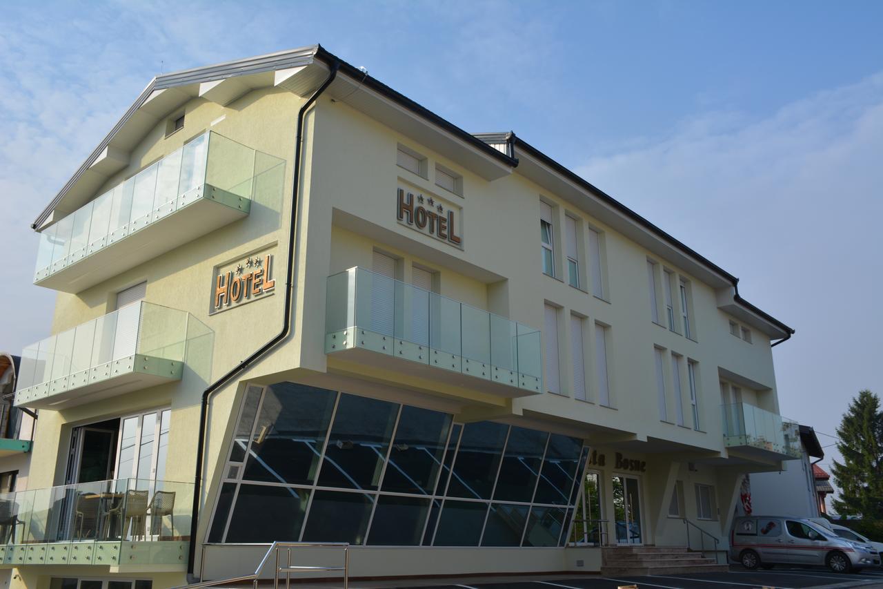 Hotel Vrata Bosne Велика Кладуша Екстер'єр фото