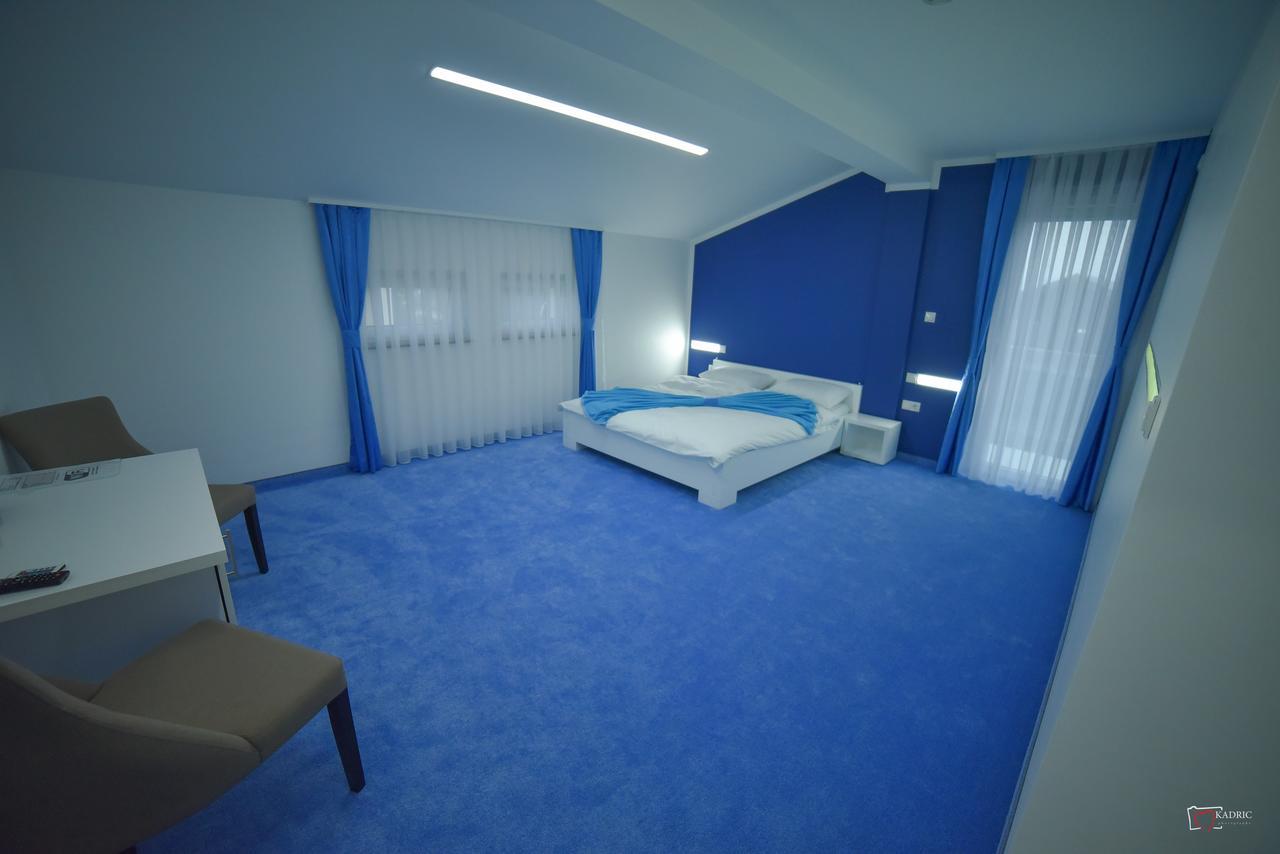 Hotel Vrata Bosne Велика Кладуша Екстер'єр фото